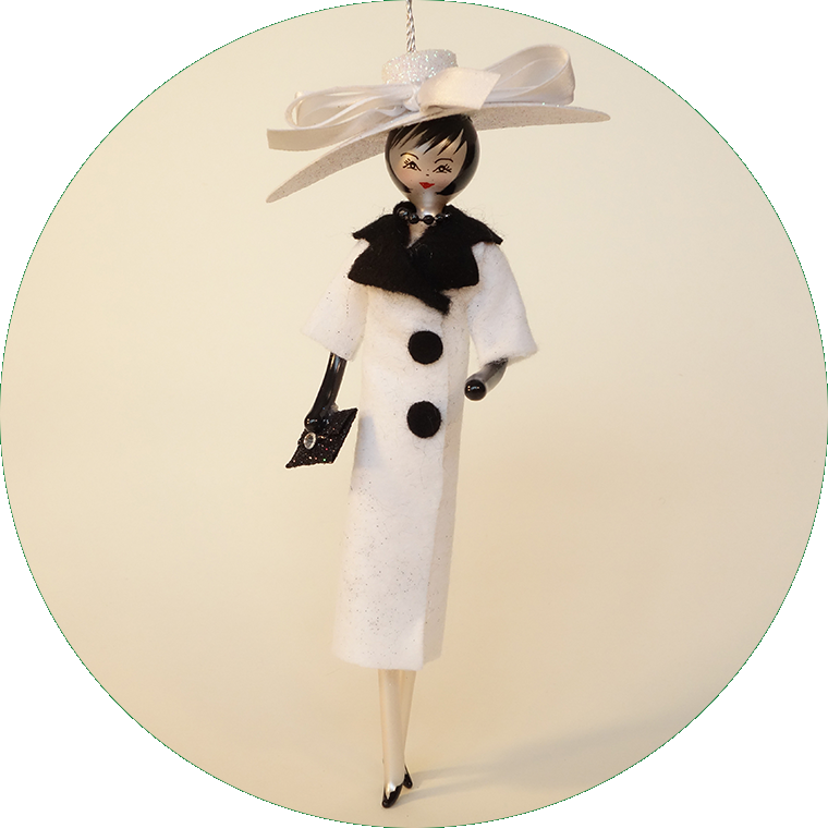 Dame im weiß-schwarzen Mantel, DO7455NMW